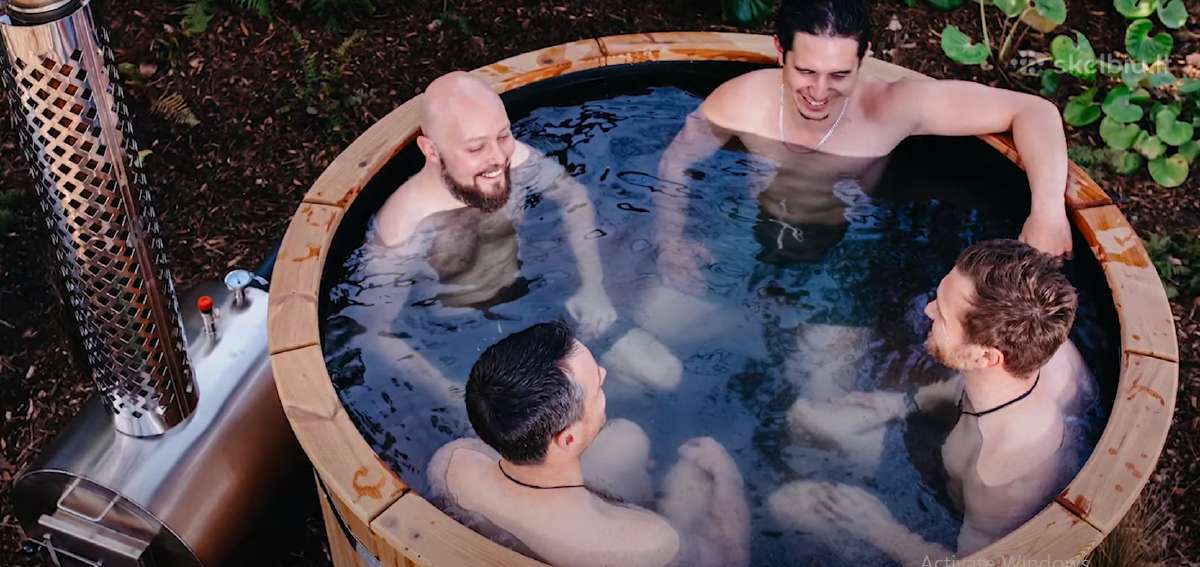 Plastikinis lauko kubilas 1.60m su eglės apdaila - nuotraukos Nr. 5