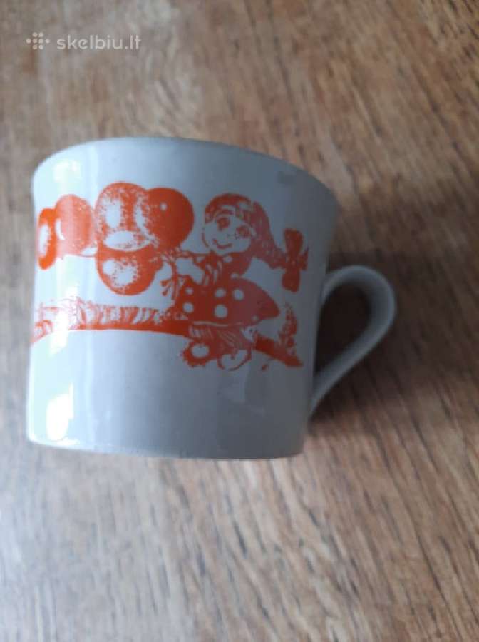 Sovietmečio vintažinis vaikiškas puodelis