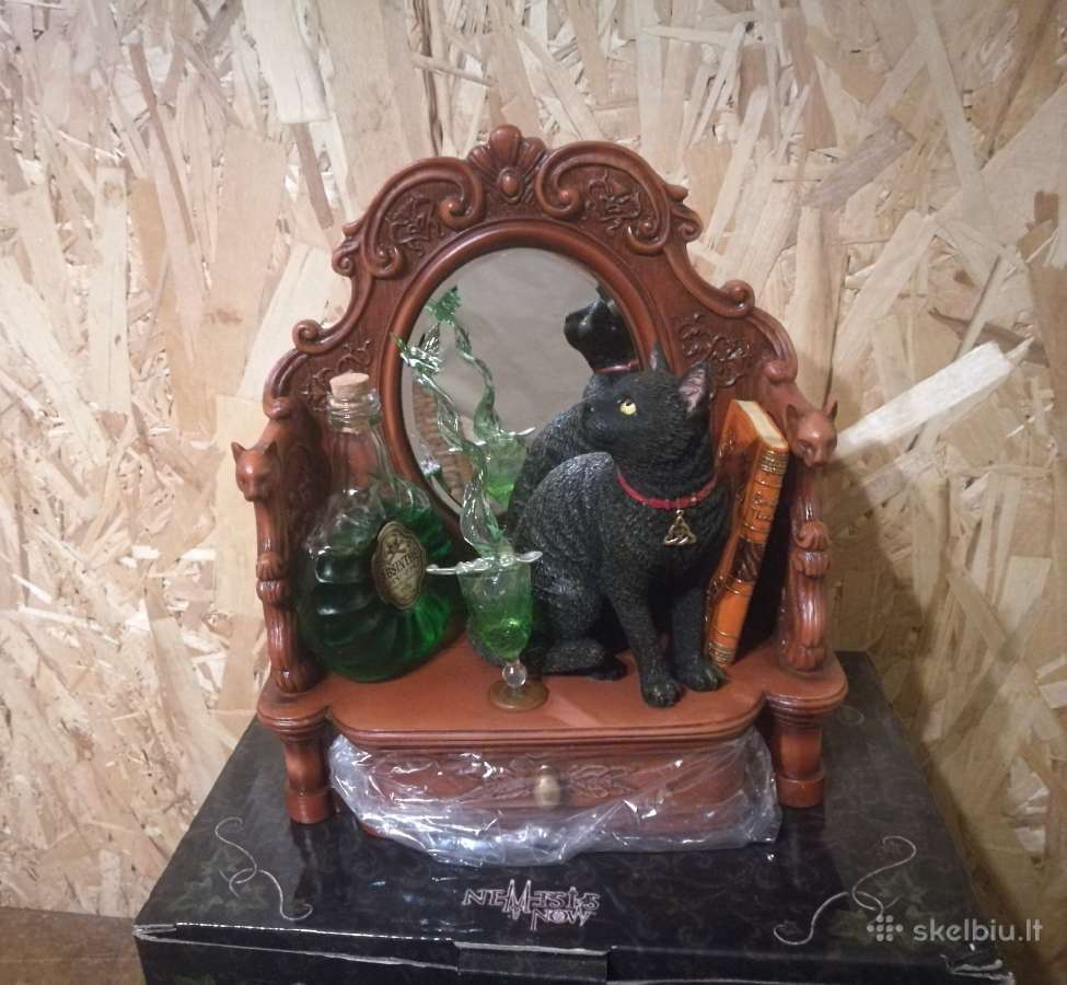 Lisa Parker Absinthe 21,5cm Figurėlė