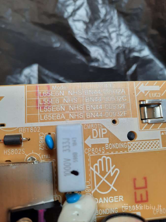 Samsung Bn44-00932c (Nu7102, Nu7172, Nu7300)