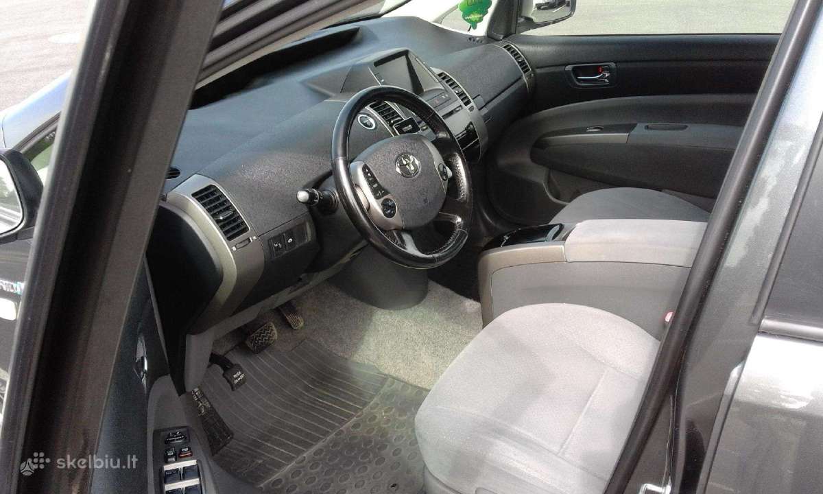 Automobilių Toyota Prius nuoma/prius for rent - nuotraukos Nr. 2