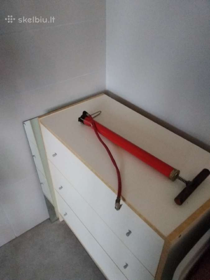 Parduodamos pompos