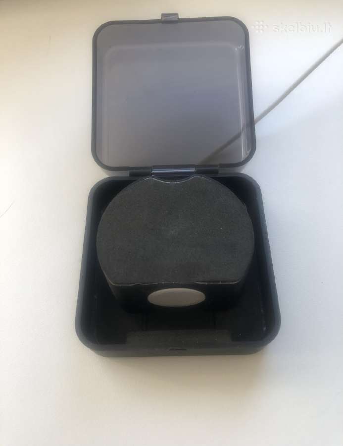 Apple Watch krovimo dėžutė