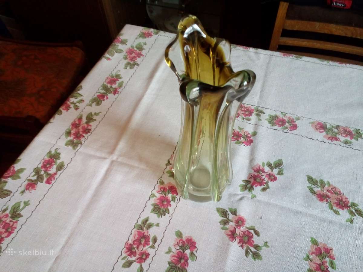 Vaza gėlėms