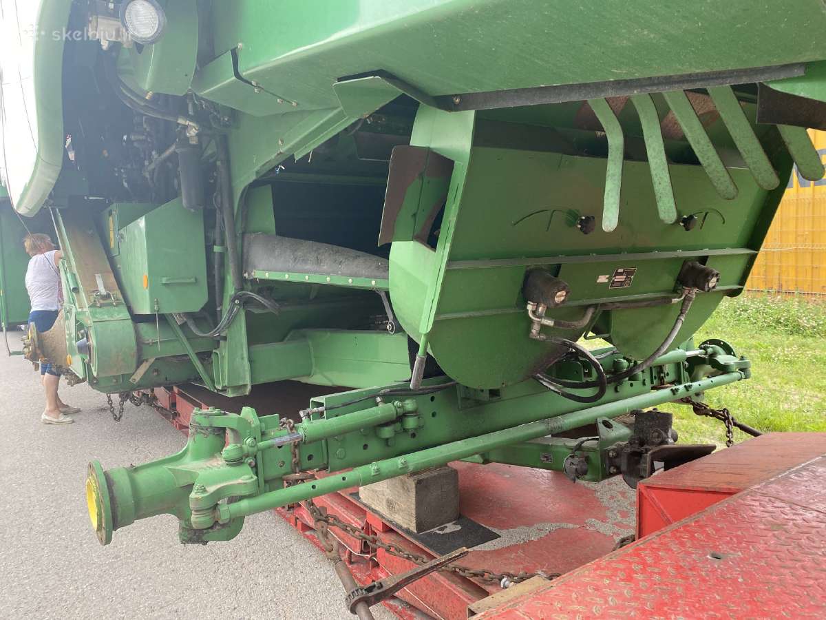 Kombainas John Deere T660 Ardomas Dalimis - nuotraukos Nr. 4