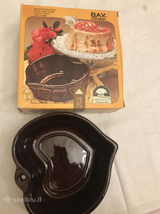 Širdelės formos pyrago kepimo indas