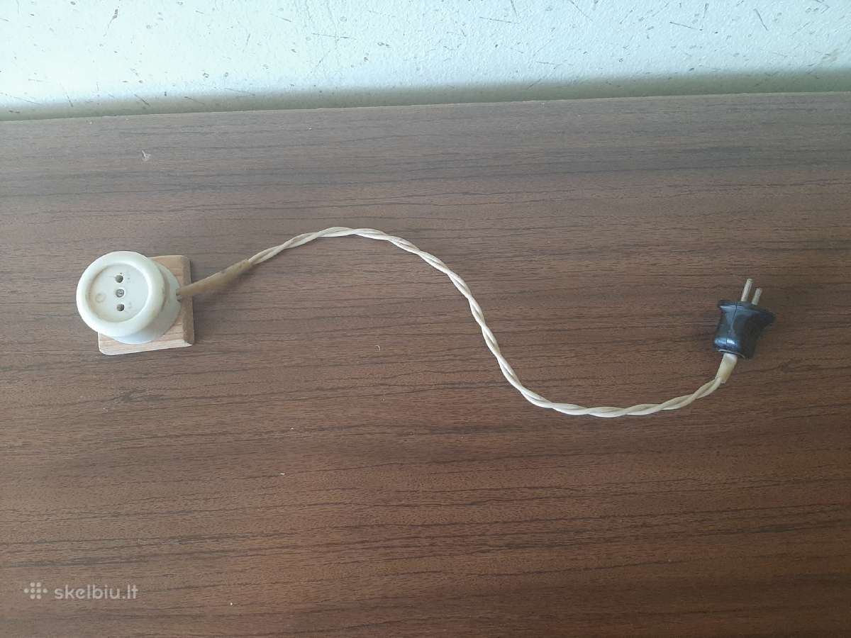 Prie medzio prikalta rozete su prailgintuvu