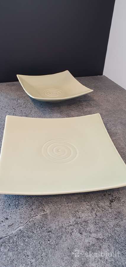 Kvadrat Duka lėkštės