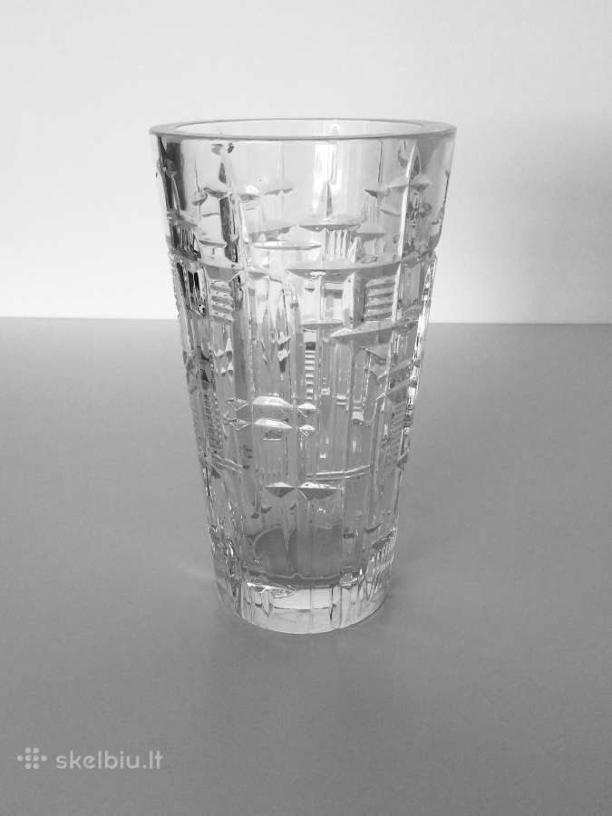 Krištolinė vaza