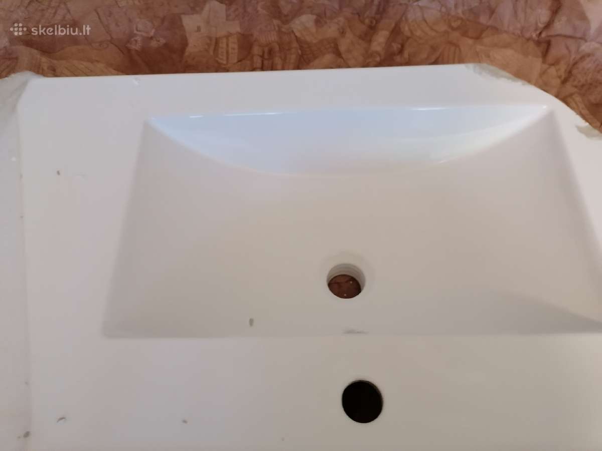 Kriauklės su defektu