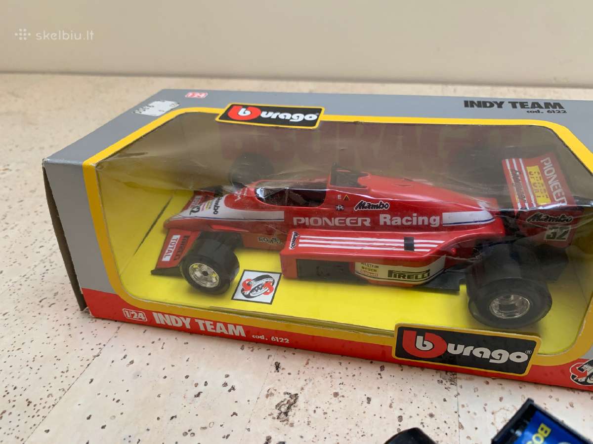 Modeliai mercedes ferrari porsche 1/24 burago f1 - nuotraukos Nr. 8