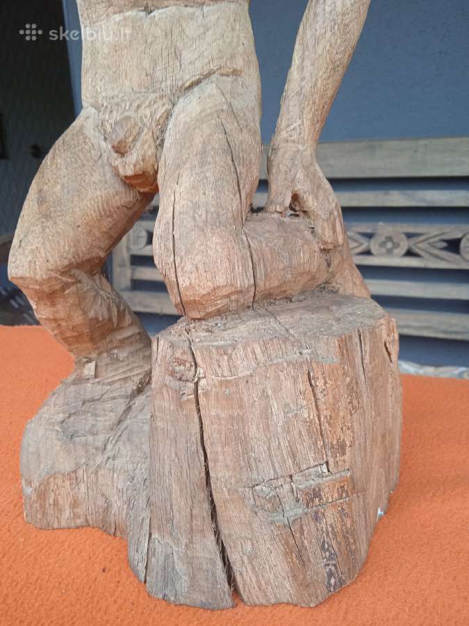 Sena medine 37 cm statulele "vyras" - nuotraukos Nr. 7