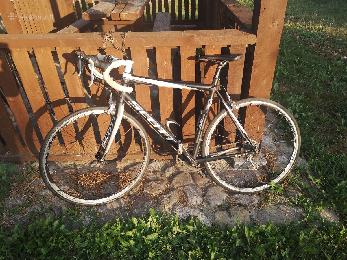 Scott 150€