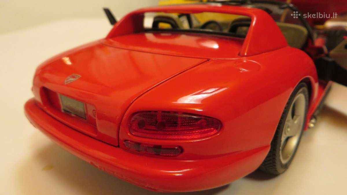 Dodge Viper 1:18 metalinis burago modelis diecast - nuotraukos Nr. 4
