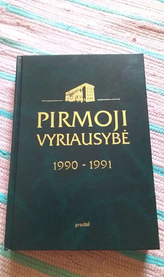 Pirmoji vyriausybė 1990-1991, 2000m.
