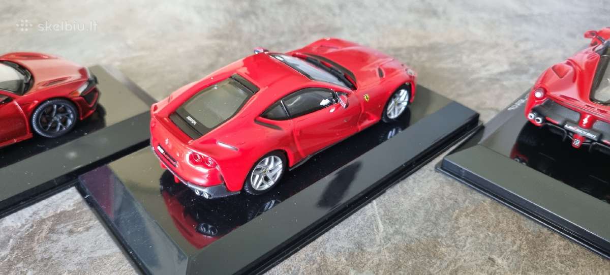 Ferrari, Mercedes, Aston Martin, Honda modeliai - nuotraukos Nr. 10