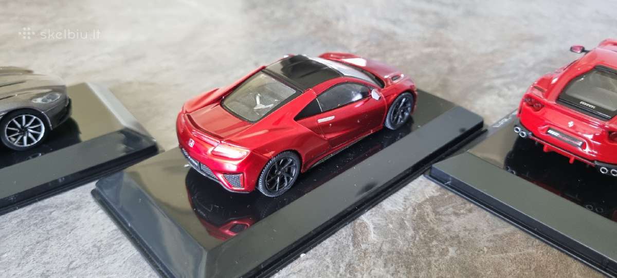 Ferrari, Mercedes, Aston Martin, Honda modeliai - nuotraukos Nr. 11