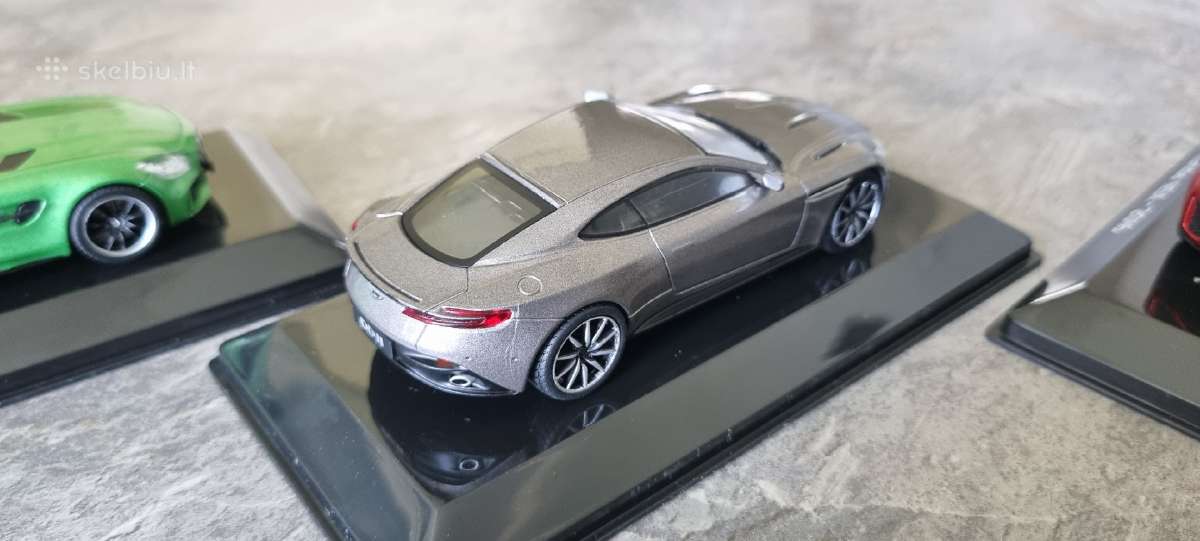 Ferrari, Mercedes, Aston Martin, Honda modeliai - nuotraukos Nr. 12
