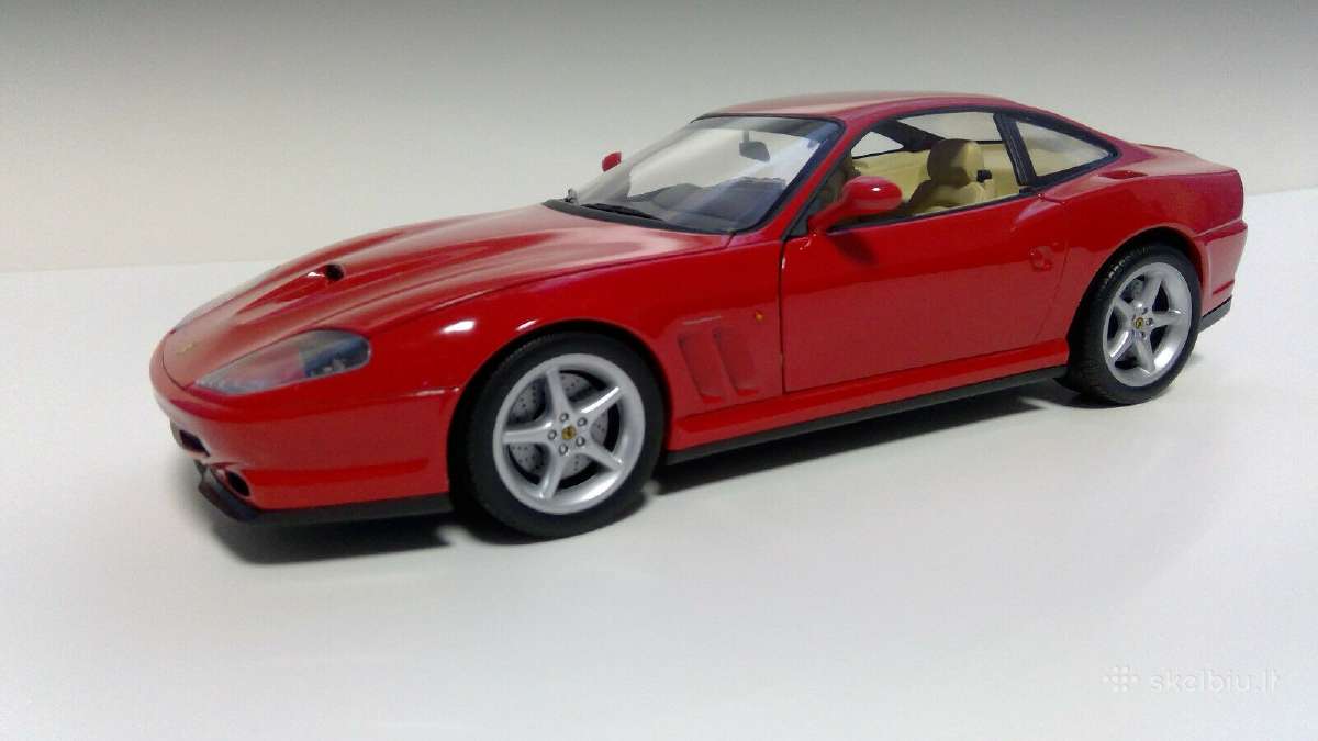 Ferrari 550 Maranello 1:18 Ut Models Modelis
