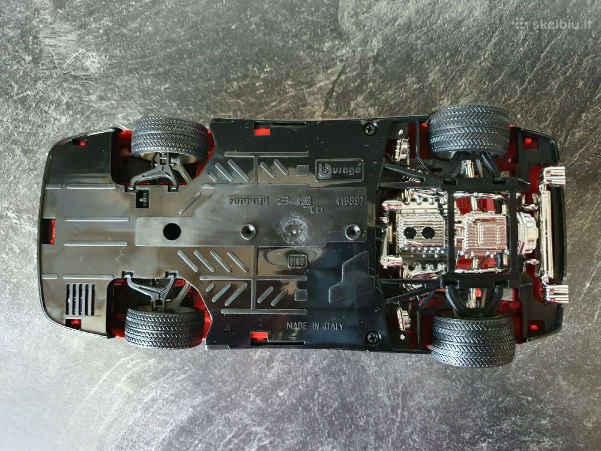 Ferrari 348 TB 1:18 modelis diecast burago modelia - nuotraukos Nr. 4