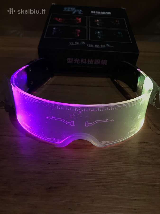 LED švytintis disko kostiumas / LED disco costume - nuotraukos Nr. 14