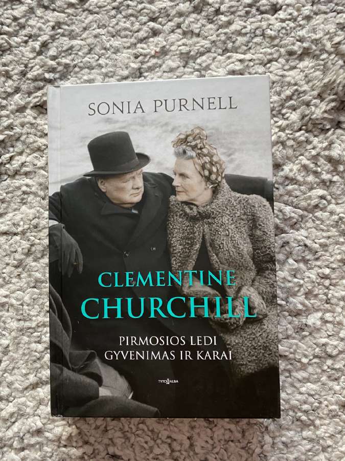 Knyga Clementine Churchill Pirmosios ledi gyvenima