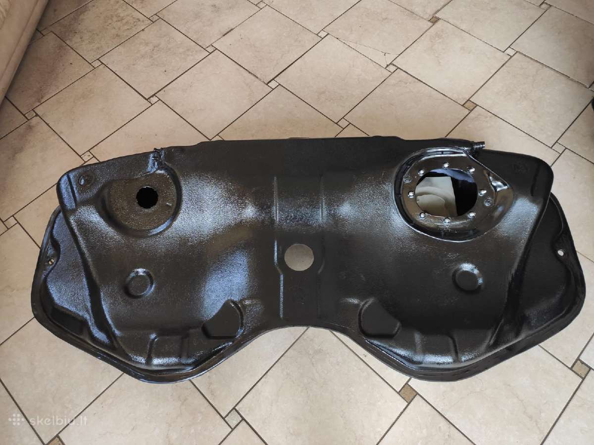 Bmw e38 plastikinis kuro bakas
