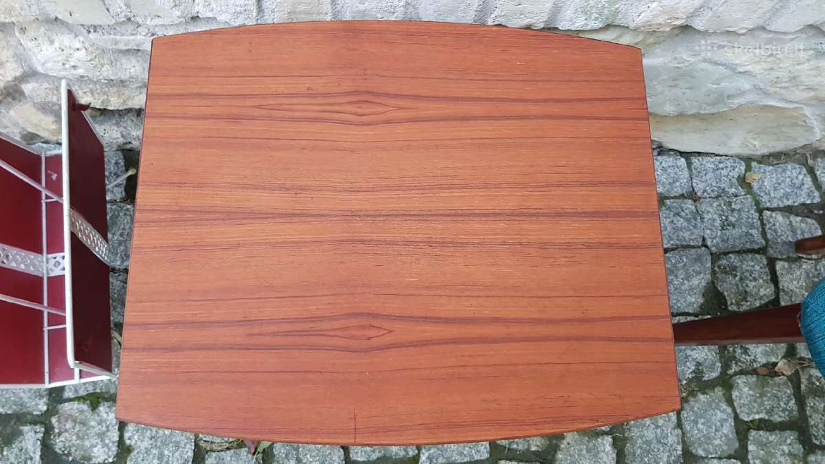 Vintažinis mid century tikmedžio staliukas - nuotraukos Nr. 9