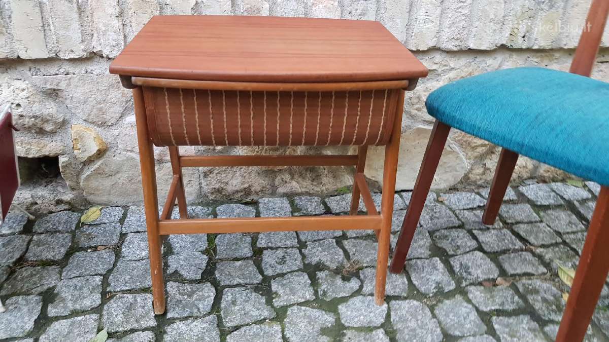 Vintažinis mid century tikmedžio staliukas - nuotraukos Nr. 14