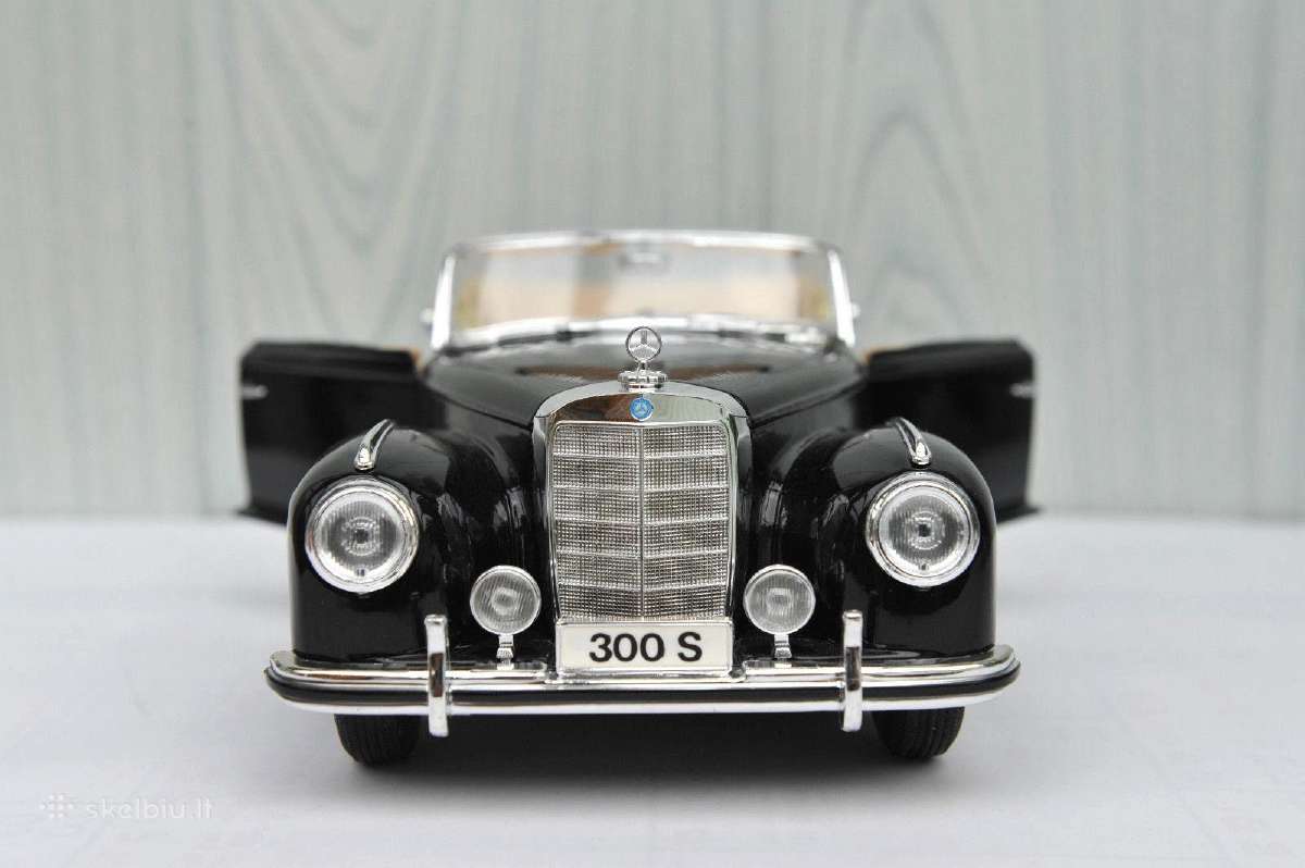 Mercedes 300s 1:18 modelis modeliukas diecast - nuotraukos Nr. 6