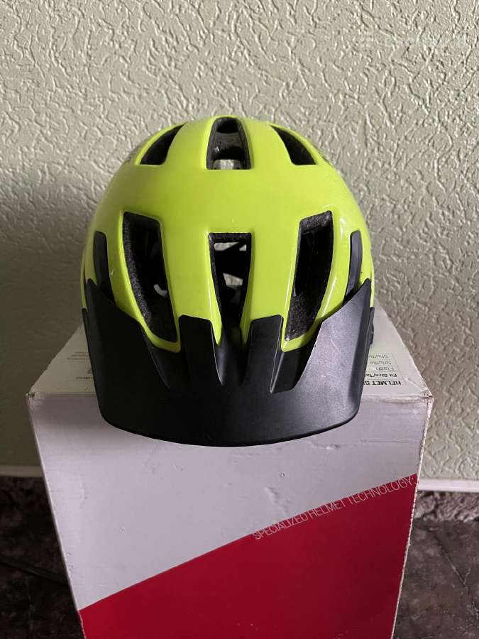 Specialized gamintojo dviracio šalmas