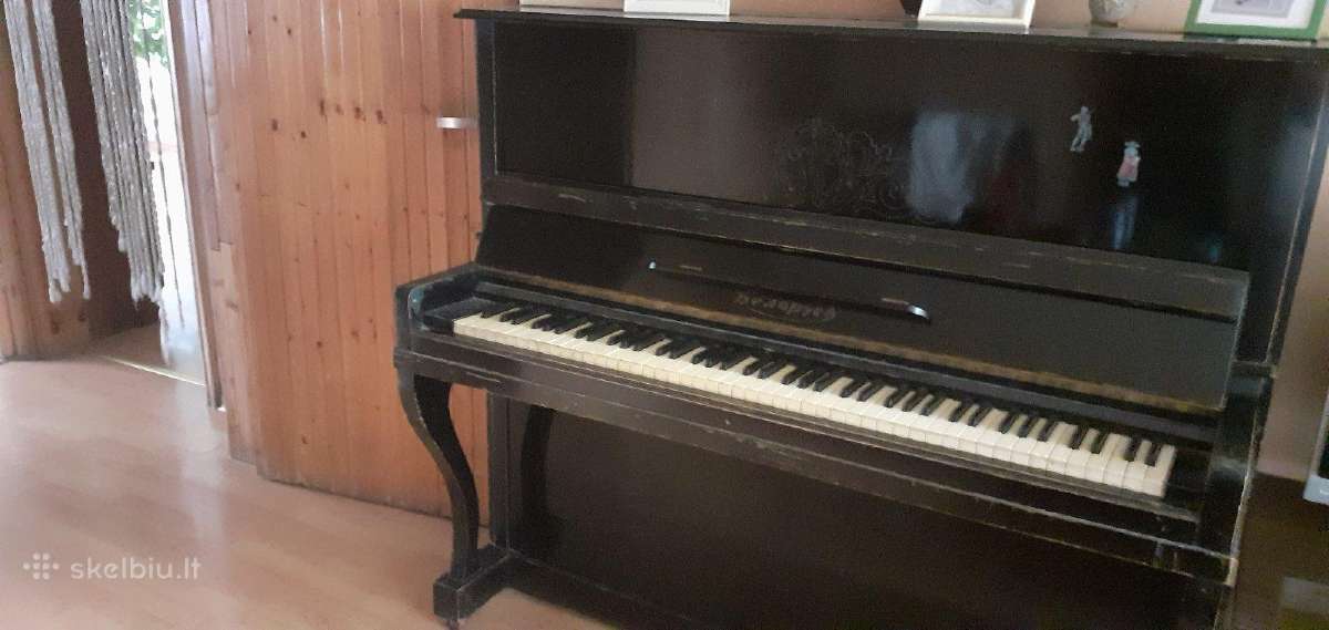 Pianinas "Belarus"