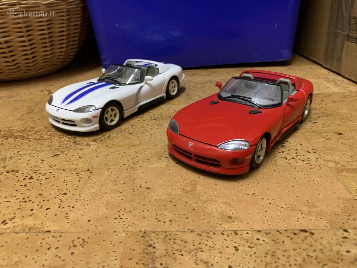 Modeliukai dodge viper 1:24 modeliai diecast