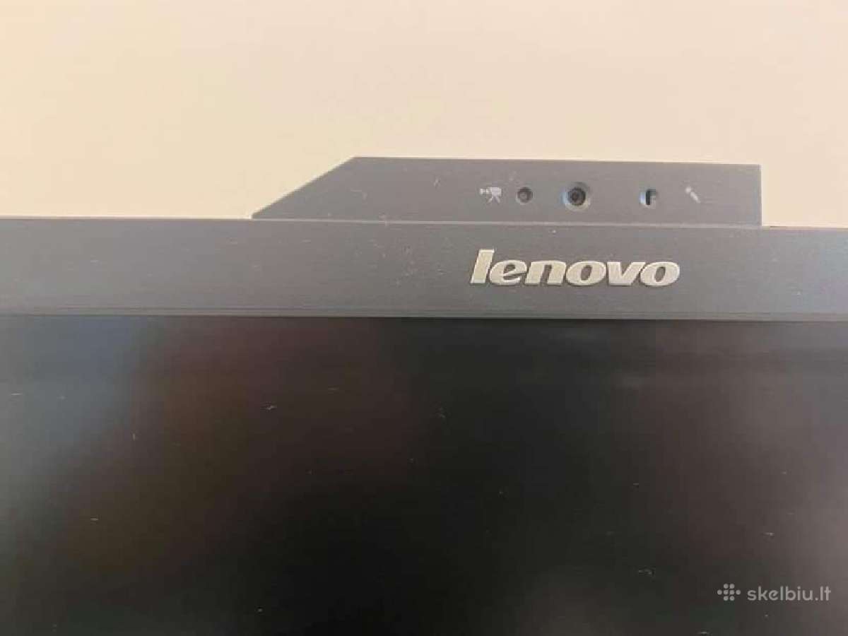 Lenovo think vision monitorius su kamera