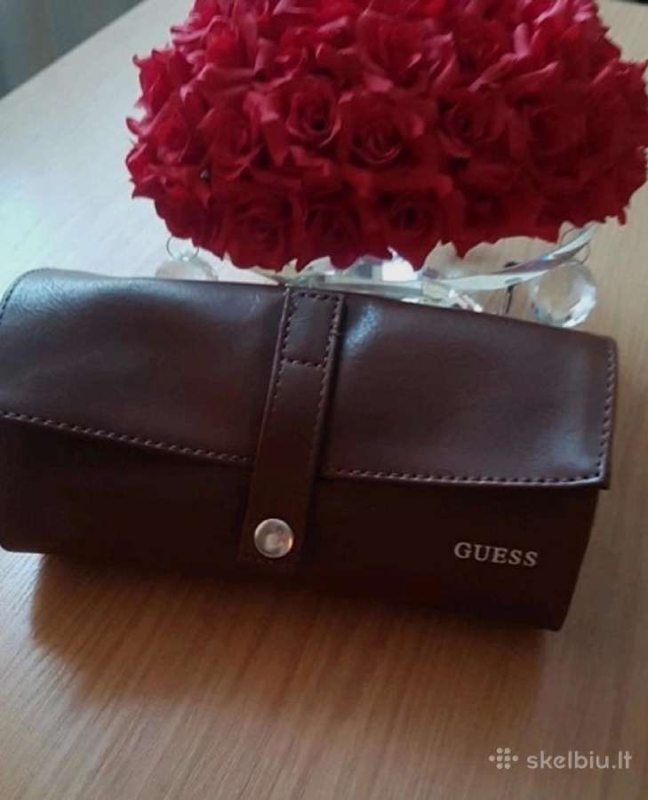 Nauja Guess kosmetinė - nuotraukos Nr. 2