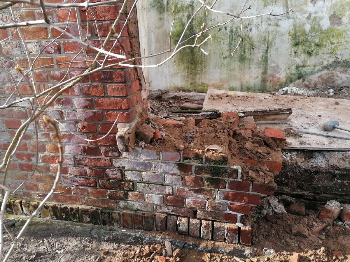 Nusigriovimui. Perkam prieškarinius pastatus. - nuotraukos Nr. 10