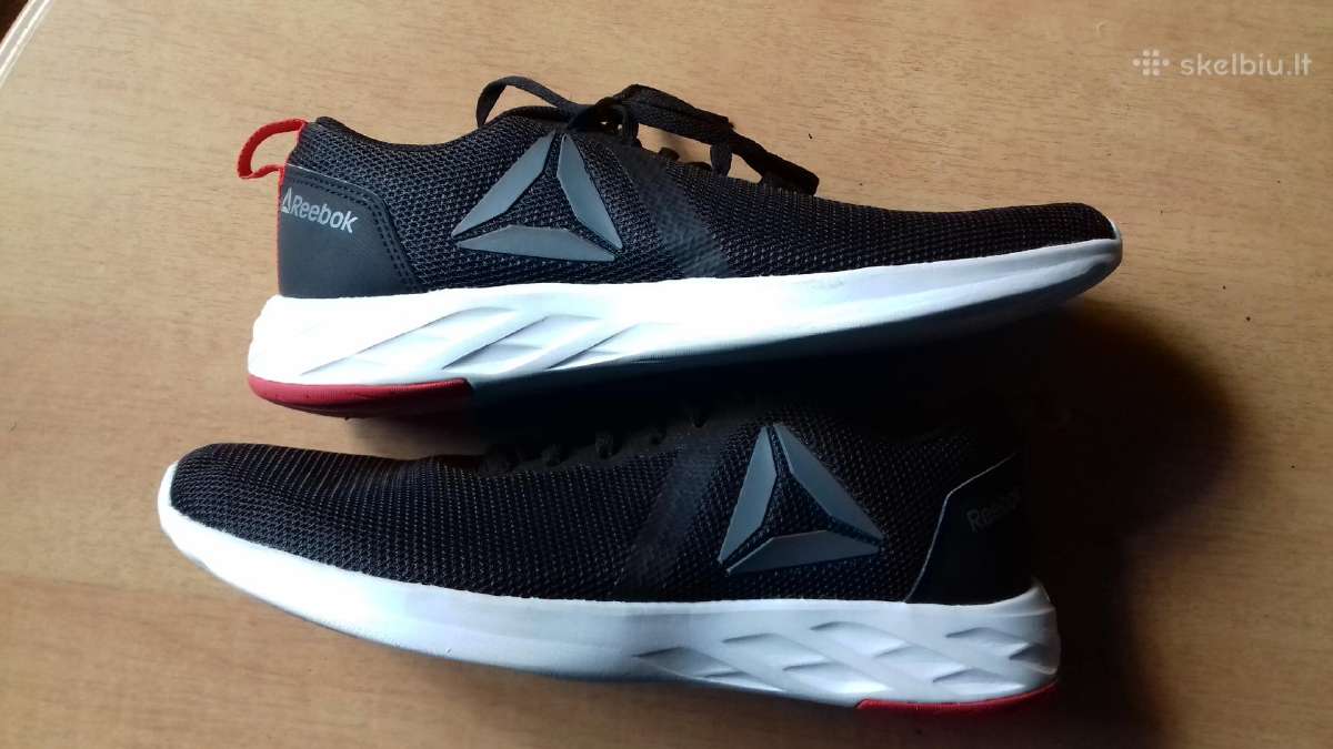 Reebok sportbaciai