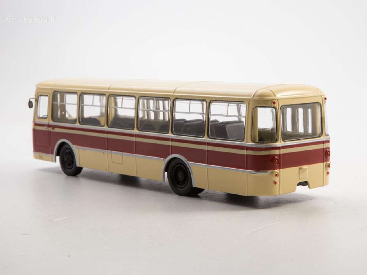 Autobusai 1/43 - nuotraukos Nr. 8