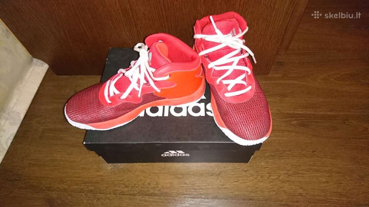 Kedai ,Adidas" mergaitei