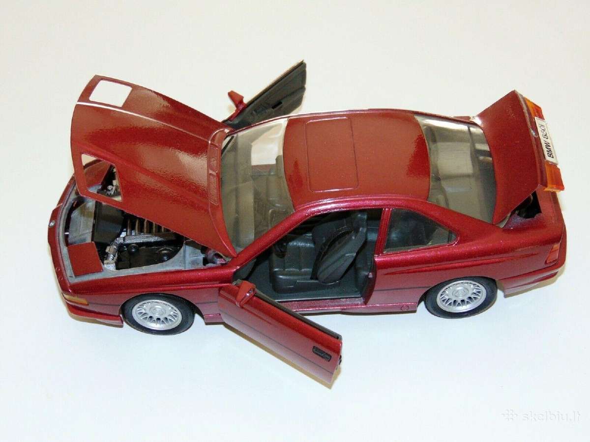 Modeliai: Bmw 850i 8 serijos 1:18 modelis - nuotraukos Nr. 4