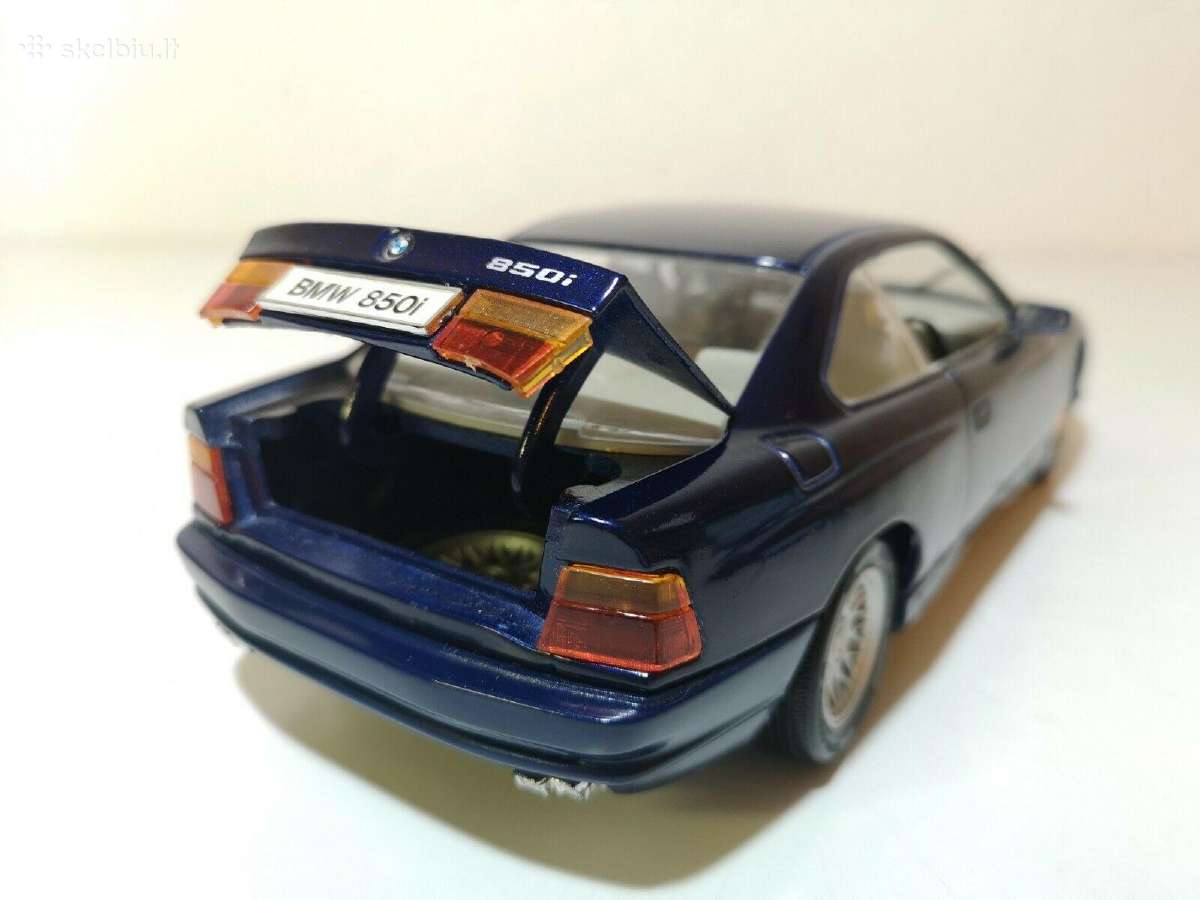 Modeliai: Bmw 850i 8 serijos 1:18 modelis - nuotraukos Nr. 10