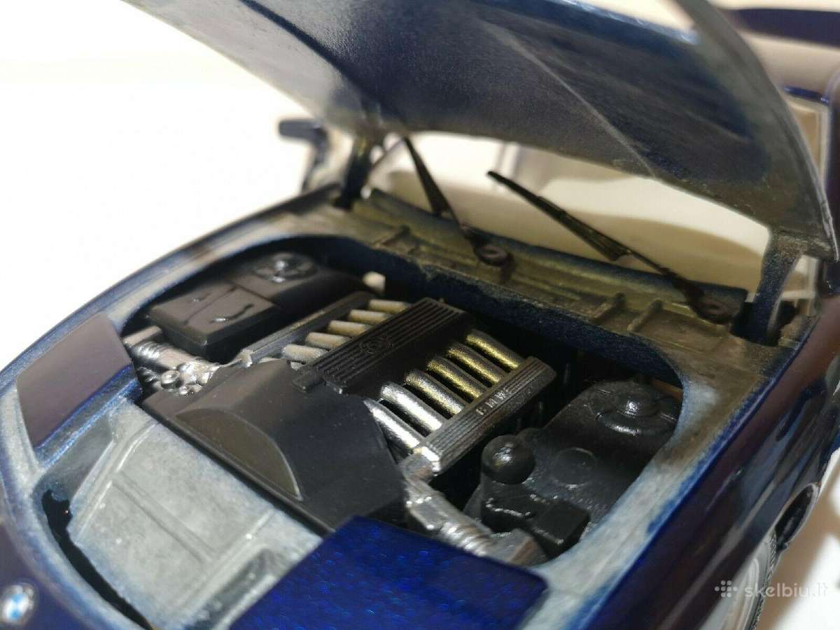 Modeliai: Bmw 850i 8 serijos 1:18 modelis - nuotraukos Nr. 12