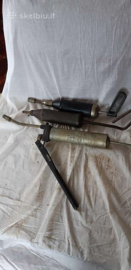Mechanizmų tepimo mechaniniai švirkštai tarybiniai