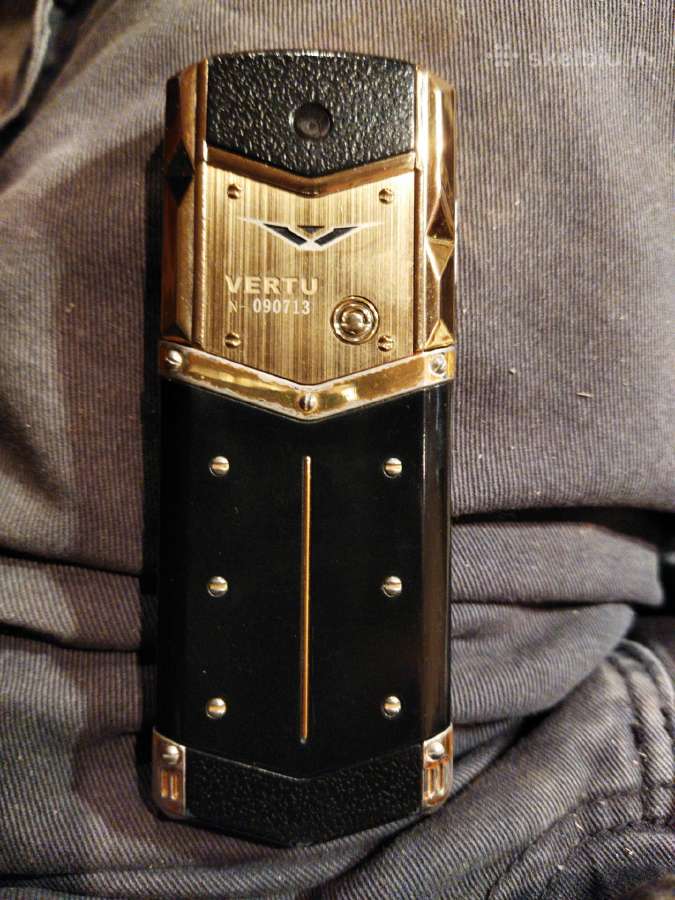 Mobilus telefonas - nuotraukos Nr. 2