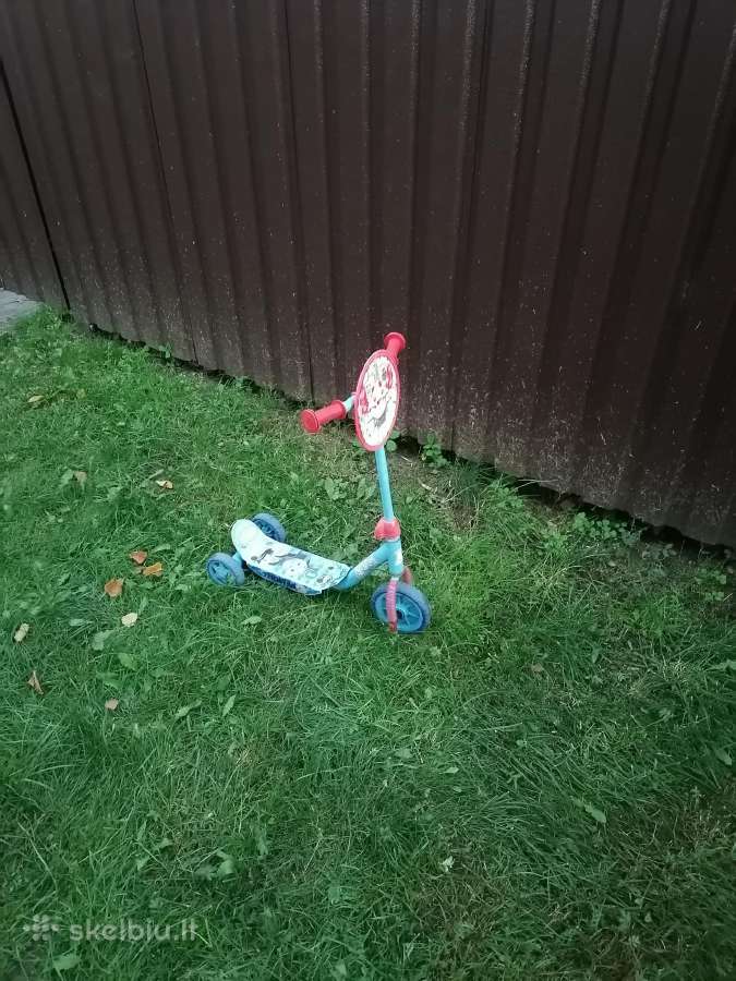 Parduodu vaikiškus paspirtukus
