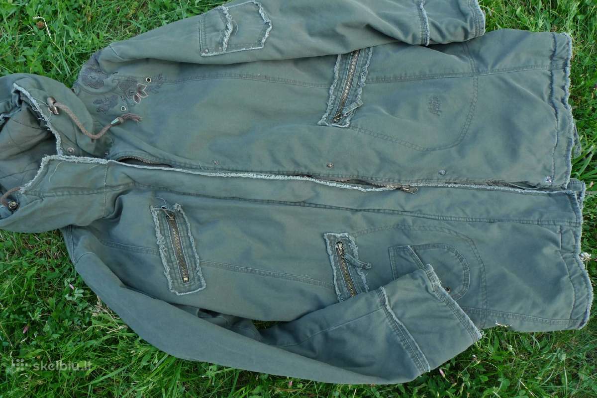 100 proc. coton parka pasiltinta su kapisonu M dyd