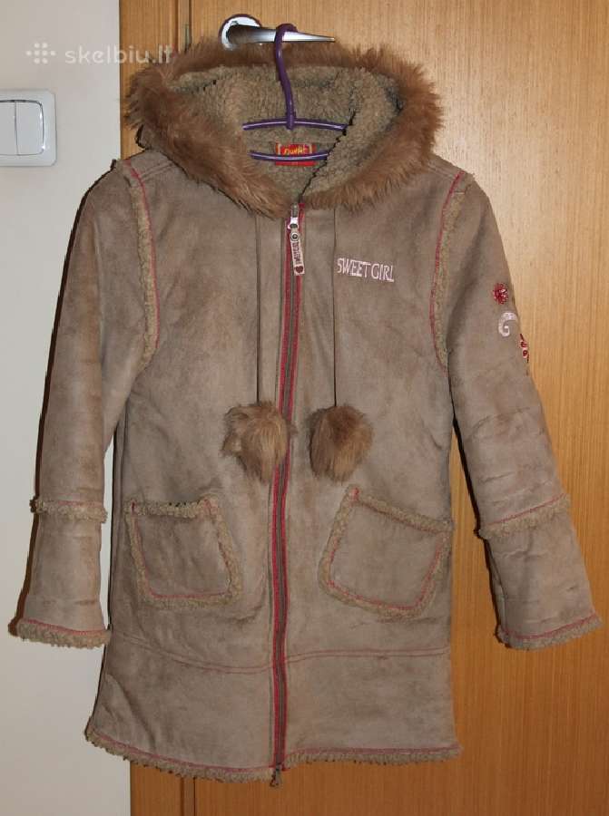 Paltukas su kailiuku 122 cm