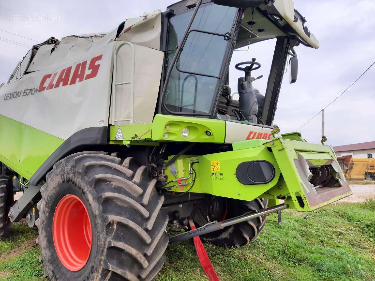 Kombainas Claas Lexion 570+ Ardomas Dalimis
