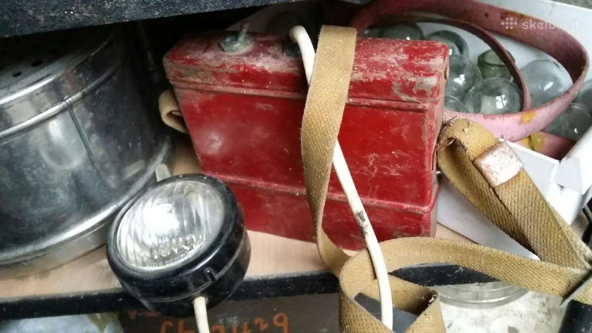 Peiliukai,atidarytuvai,akinukai,kareiviski daiktai