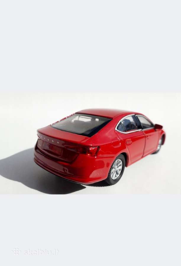 Skoda Octavia - nuotraukos Nr. 2